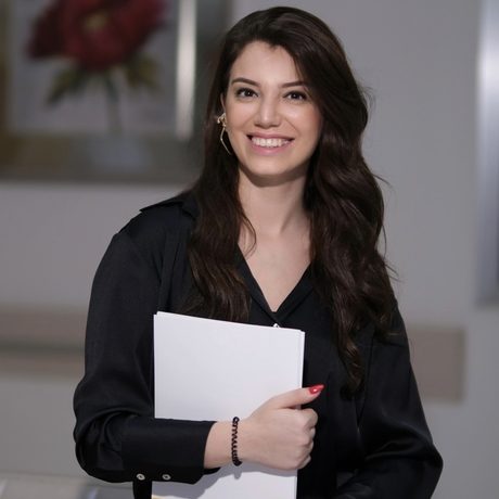 Arzu Necefova, designer